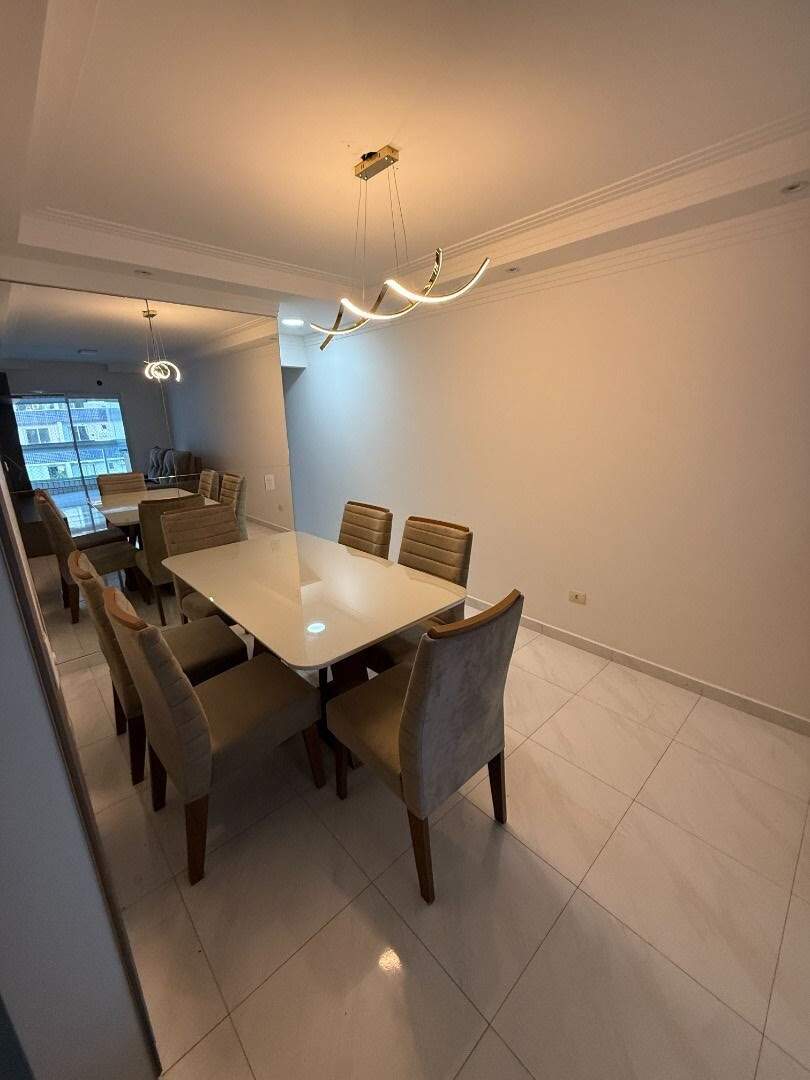 Apartamento à venda no Canto do Forte: 