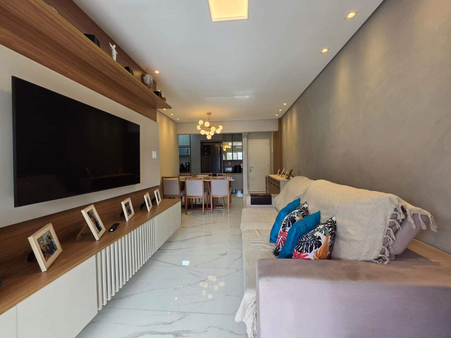 Apartamento à venda no Canto do Forte: 