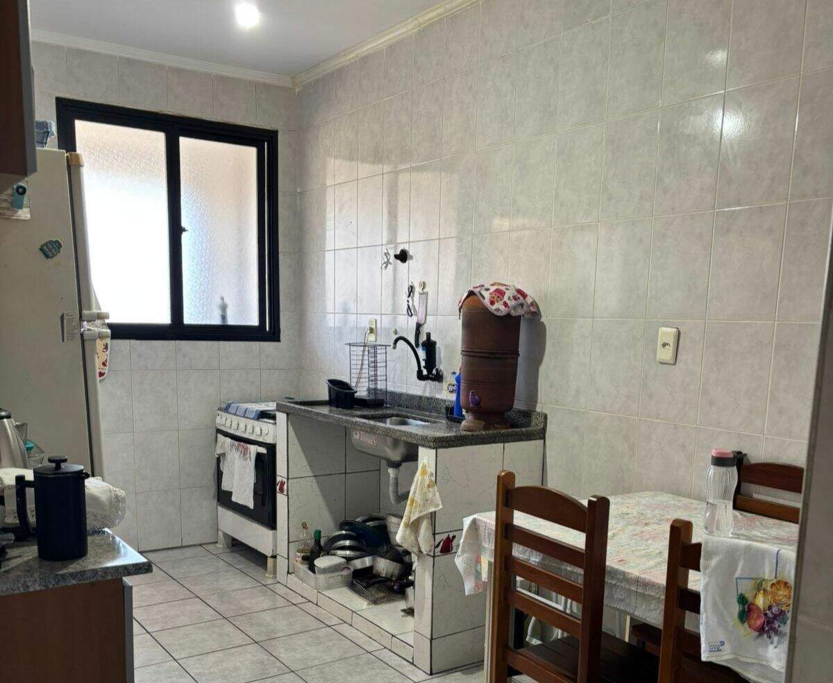 Apartamento à venda no Canto do Forte: 