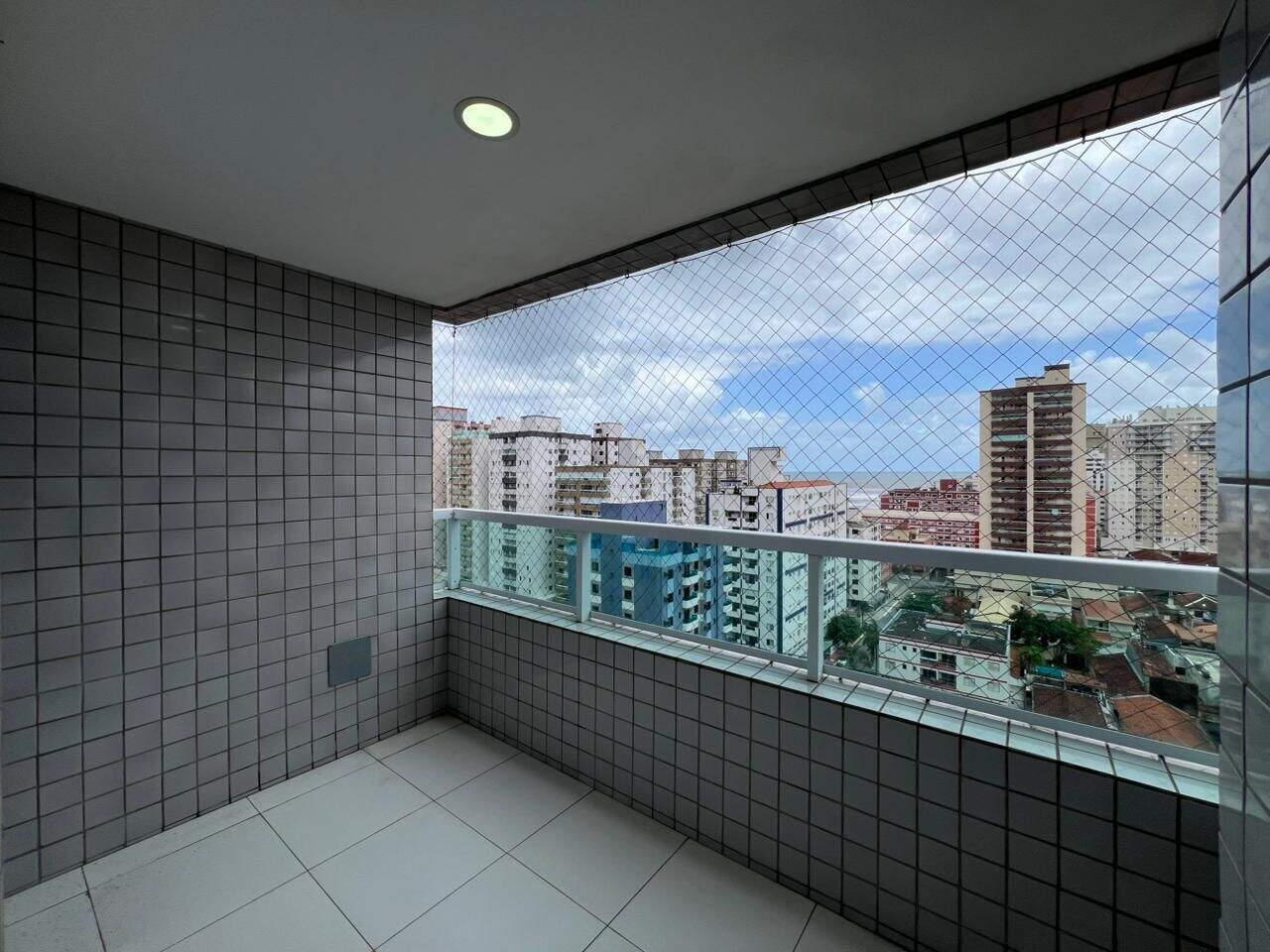 Apartamento à venda no Ocian: 