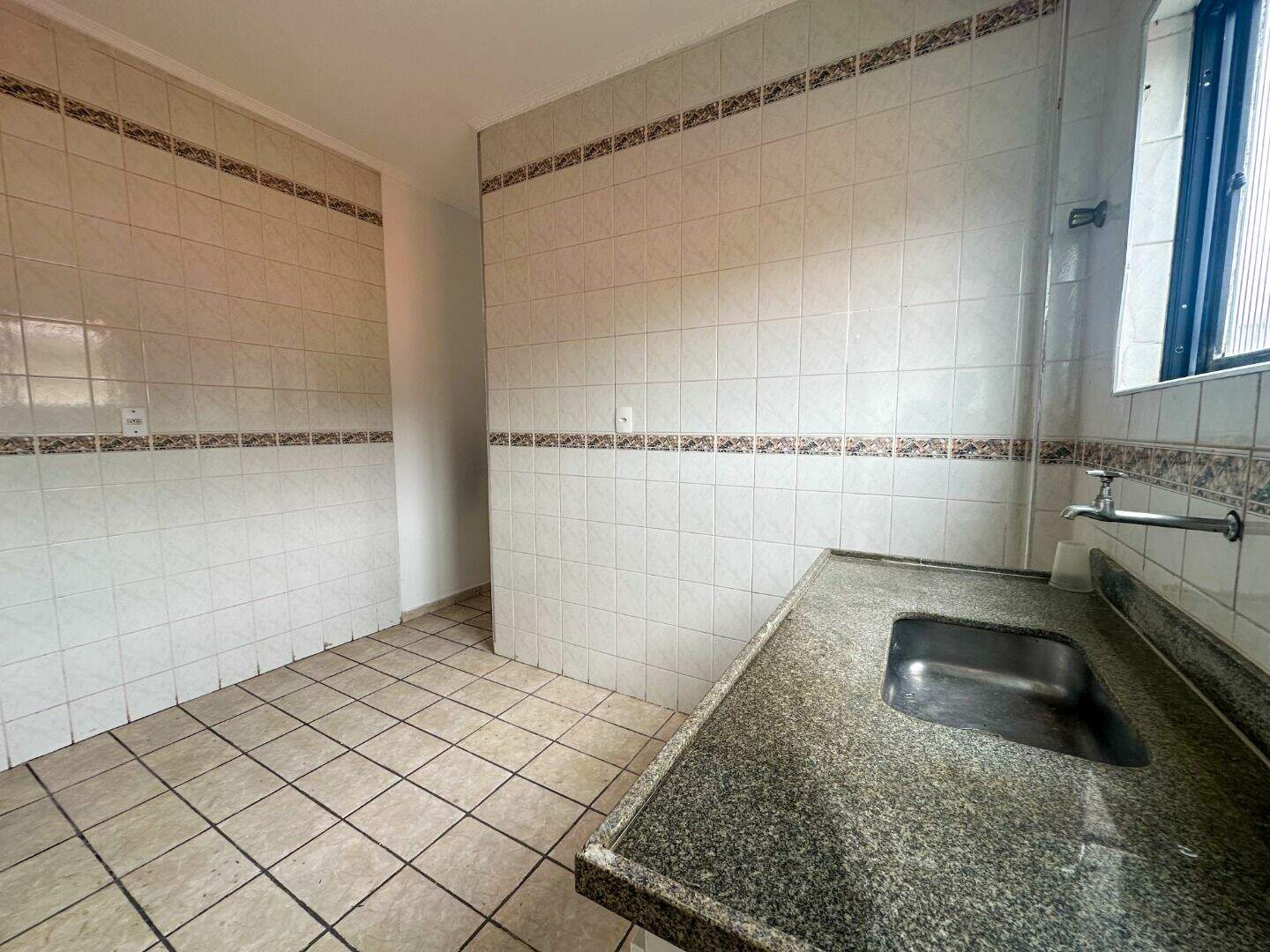 Apartamento à venda no Mirim: 