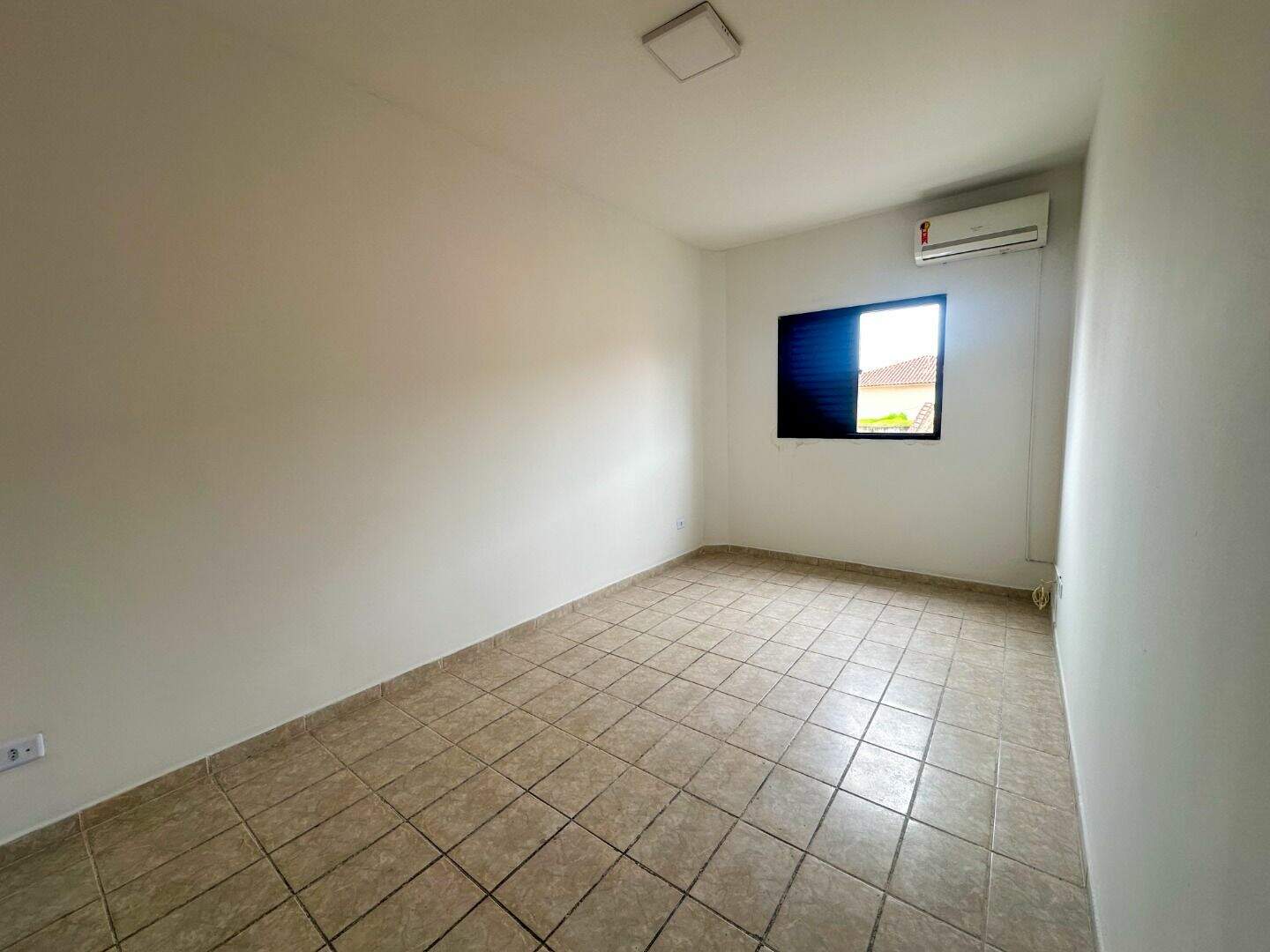 Apartamento à venda no Mirim: 