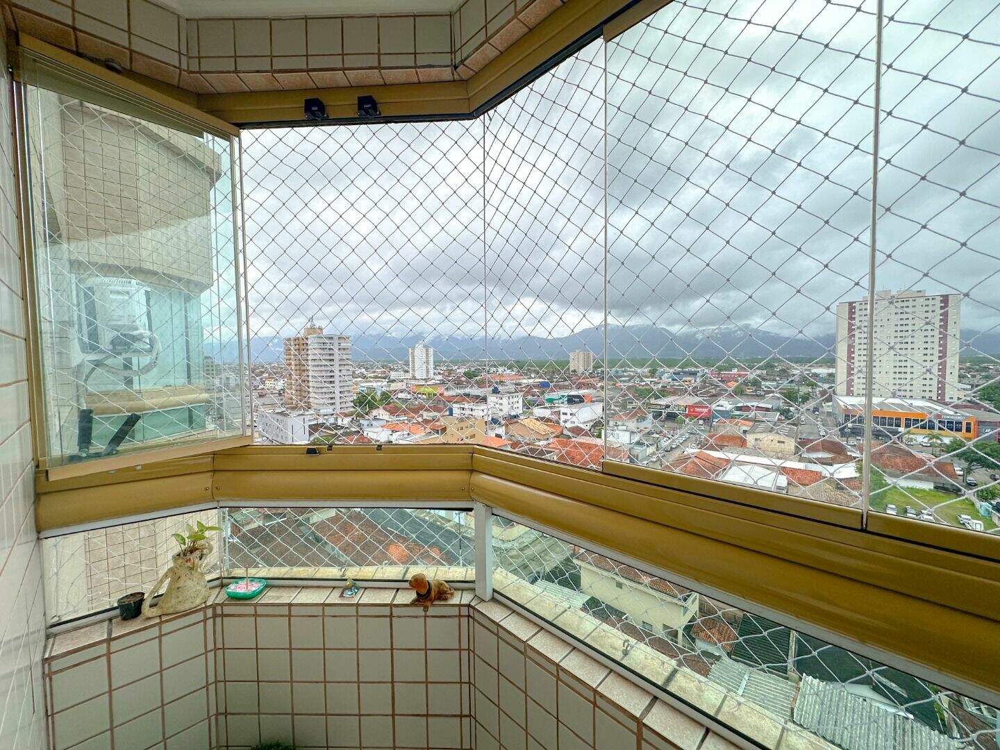 Apartamento à venda no Tupi: 