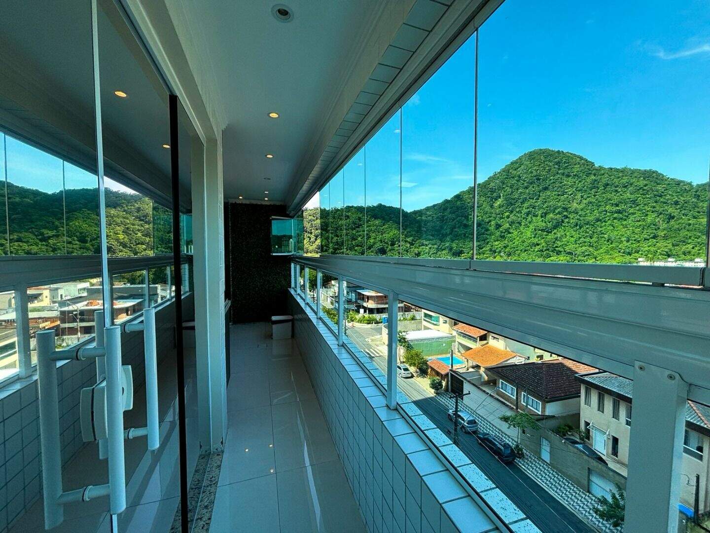 Apartamento à venda no Canto do Forte: 