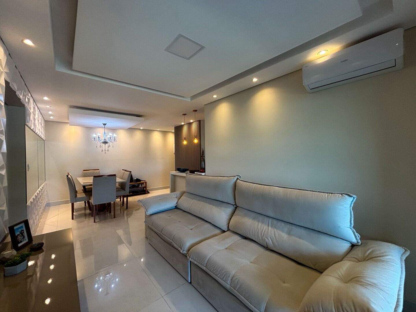 Apartamento à venda no Canto do Forte: 