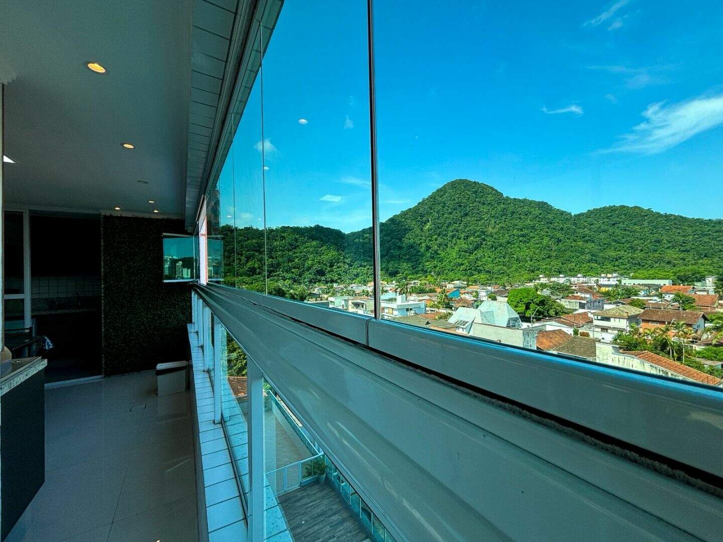 Apartamento à venda no Canto do Forte: 