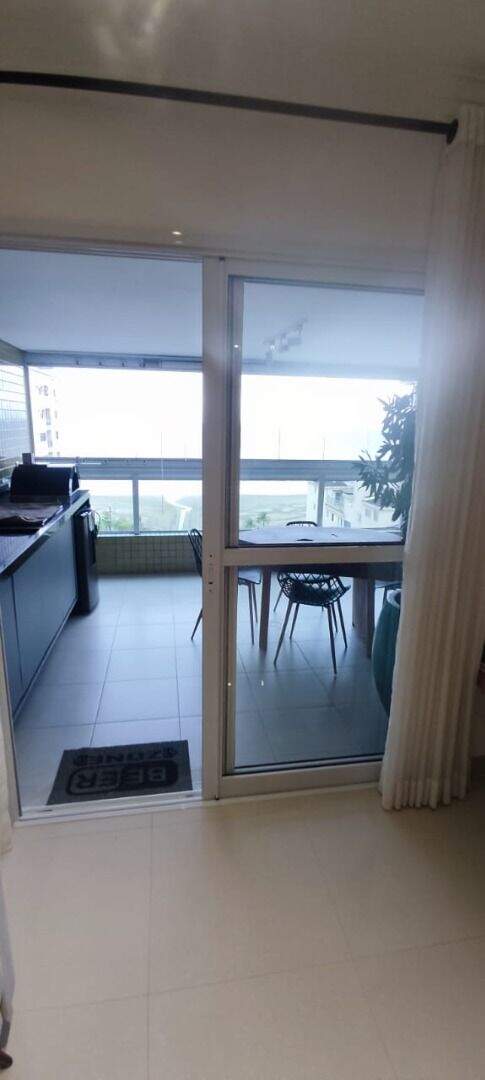 Apartamento à venda no Canto do Forte: 