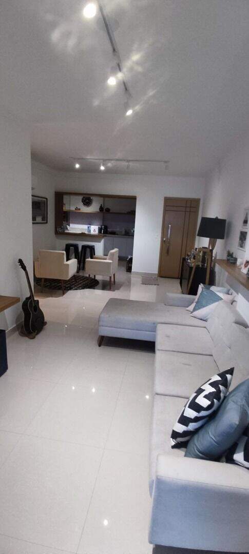 Apartamento à venda no Canto do Forte: 