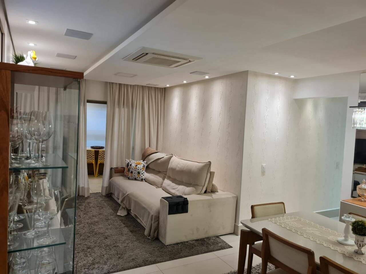Apartamento à venda no Canto do Forte: 