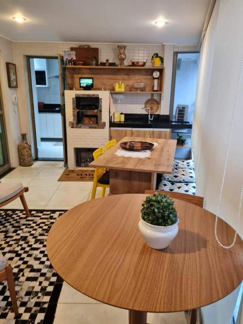 Apartamento à venda no Canto do Forte: 