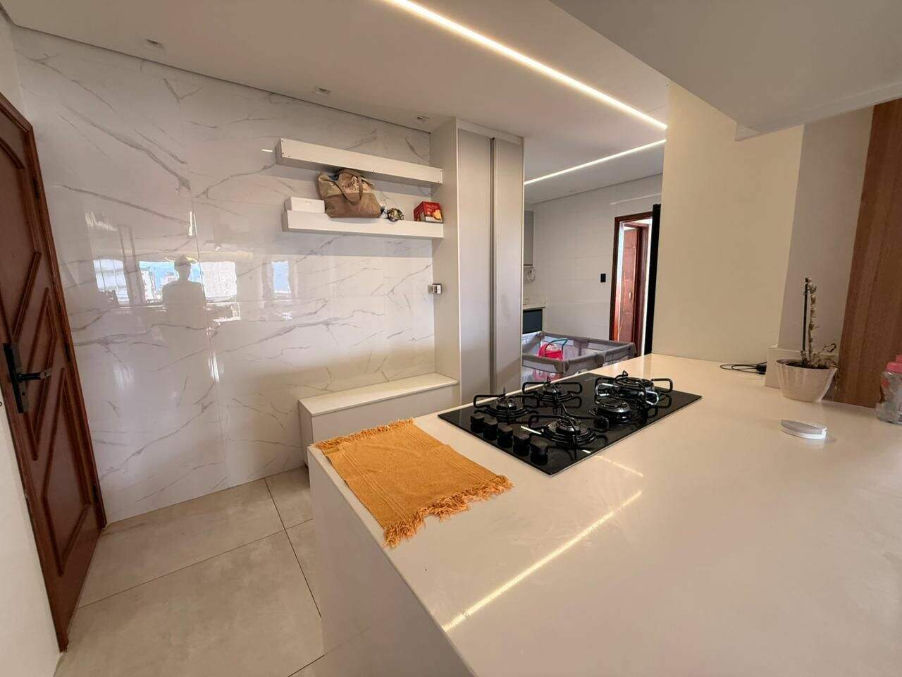 Apartamento à venda no Tupi: 