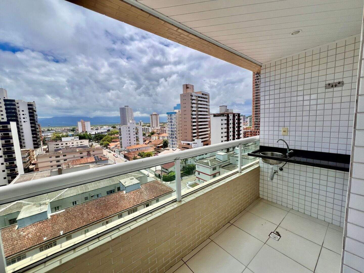 Apartamento à venda no Guilhermina: 