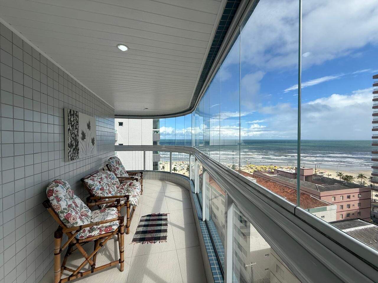 Apartamento à venda no Ocian: 