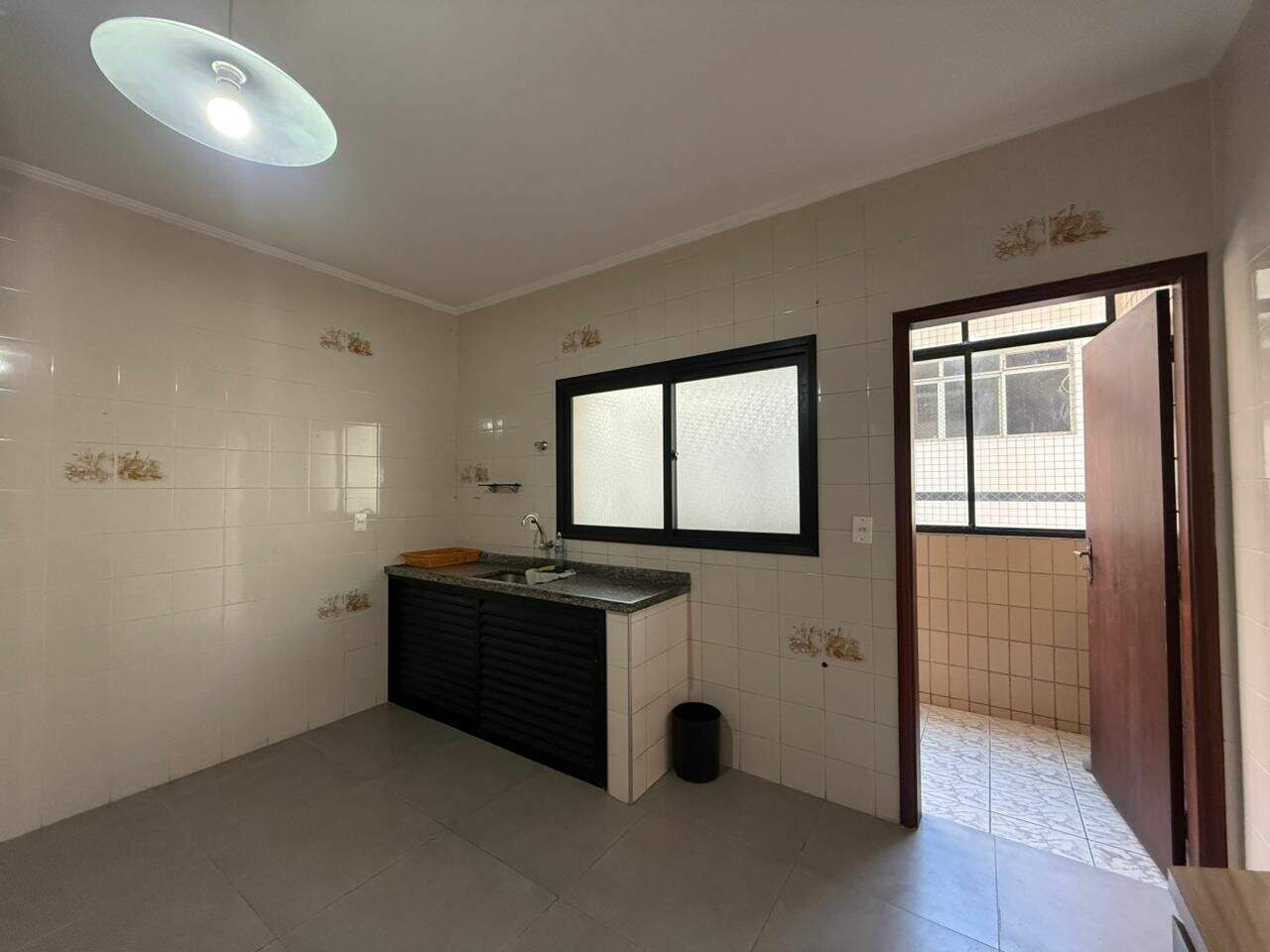Apartamento à venda no Ocian: 