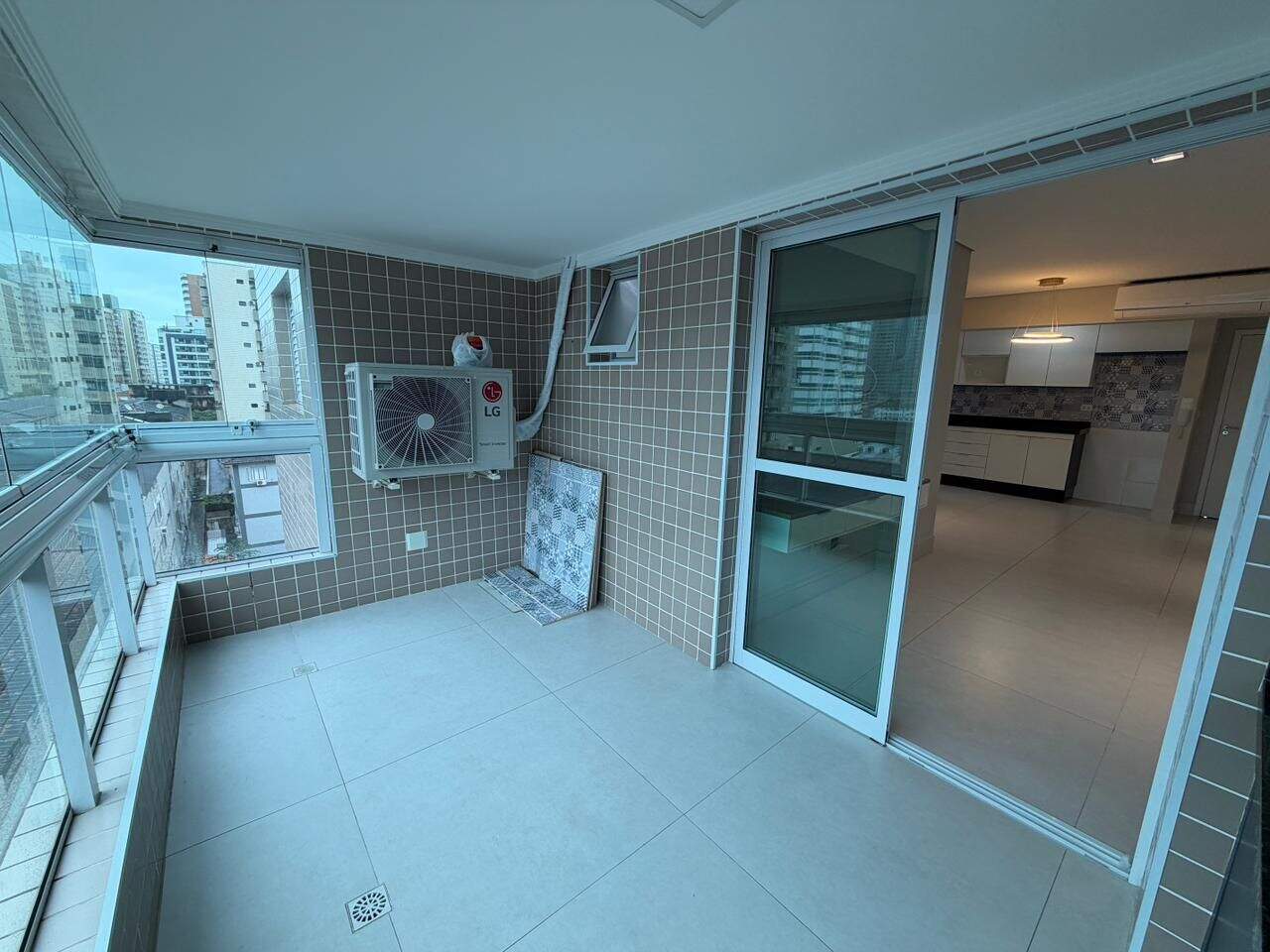 Apartamento à venda no Canto do Forte: 
