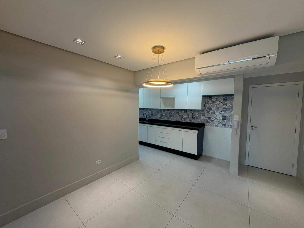 Apartamento à venda no Canto do Forte: 