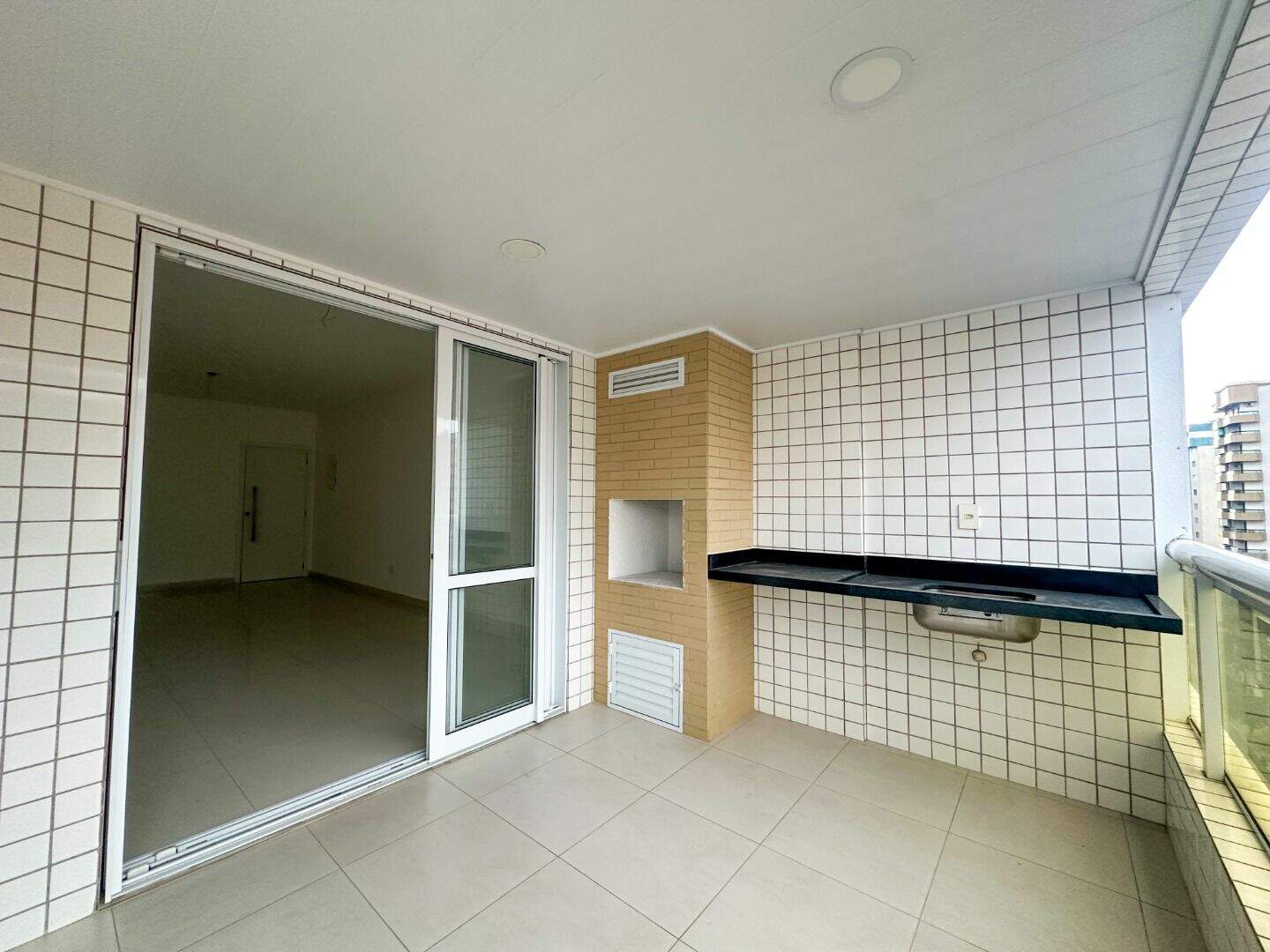 Apartamento à venda no Canto do Forte: 