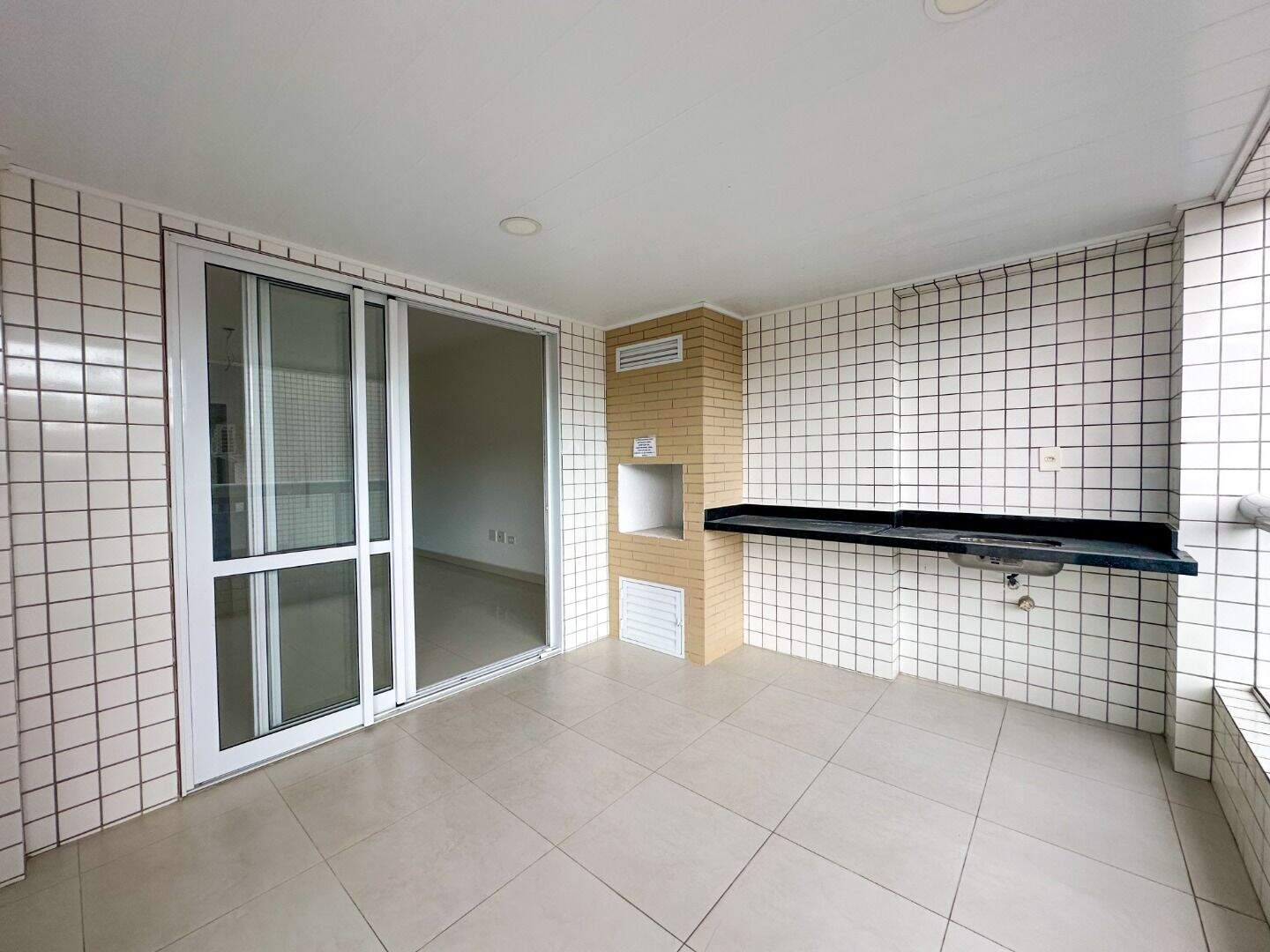 Apartamento à venda no Canto do Forte: 