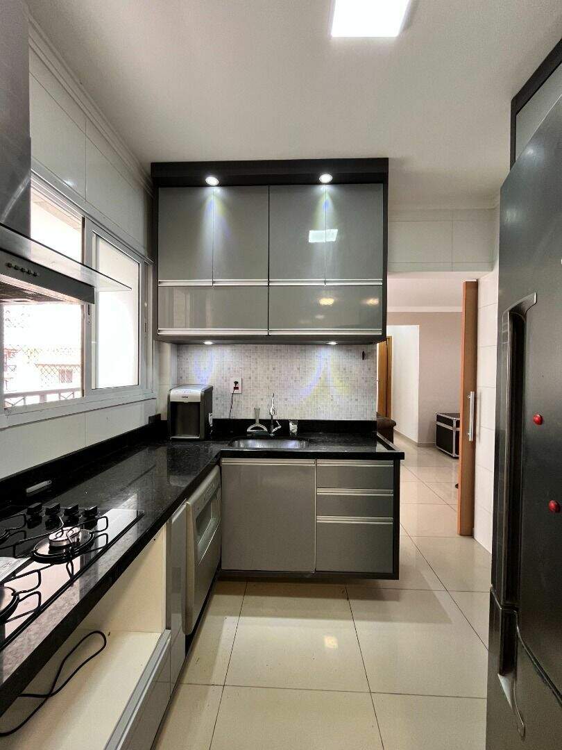 Apartamento à venda no Guilhermina: 