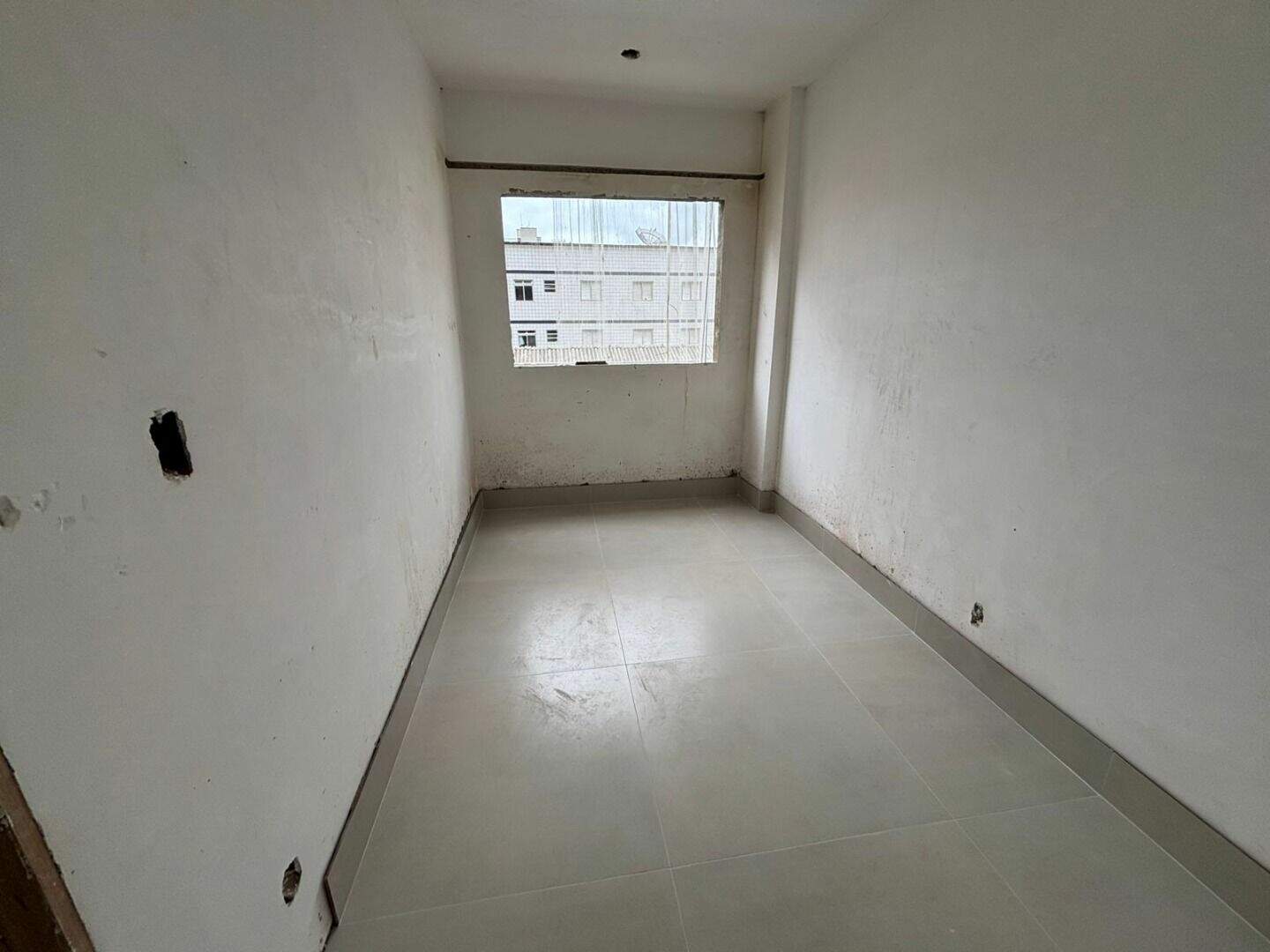 Apartamento à venda no Tupi: 