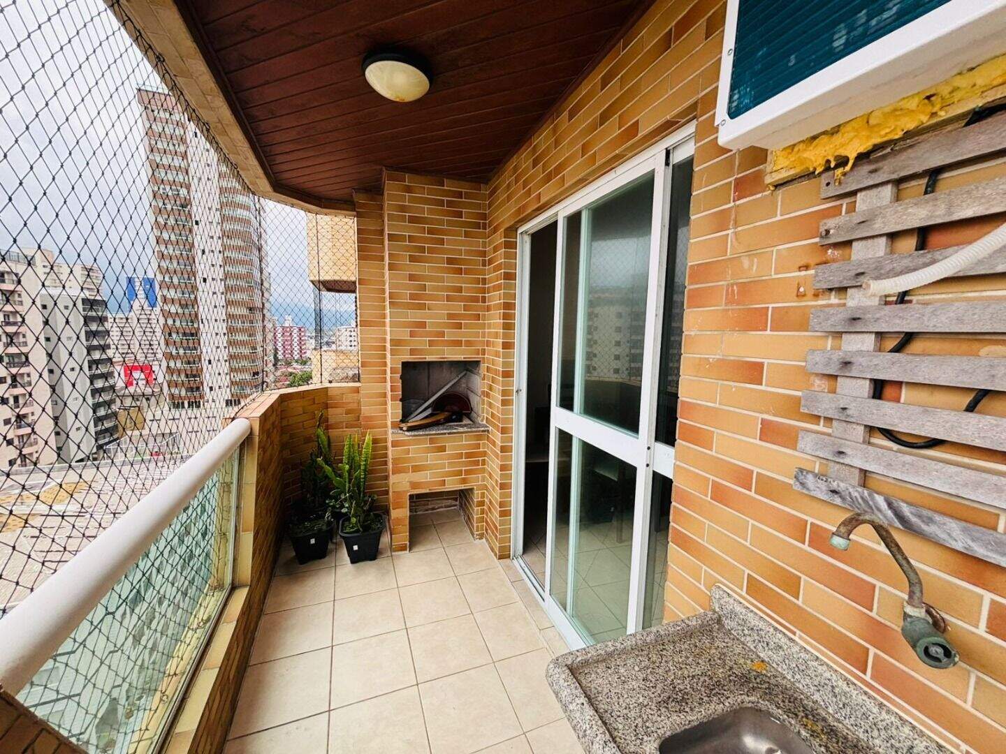 Apartamento à venda no Tupi: 