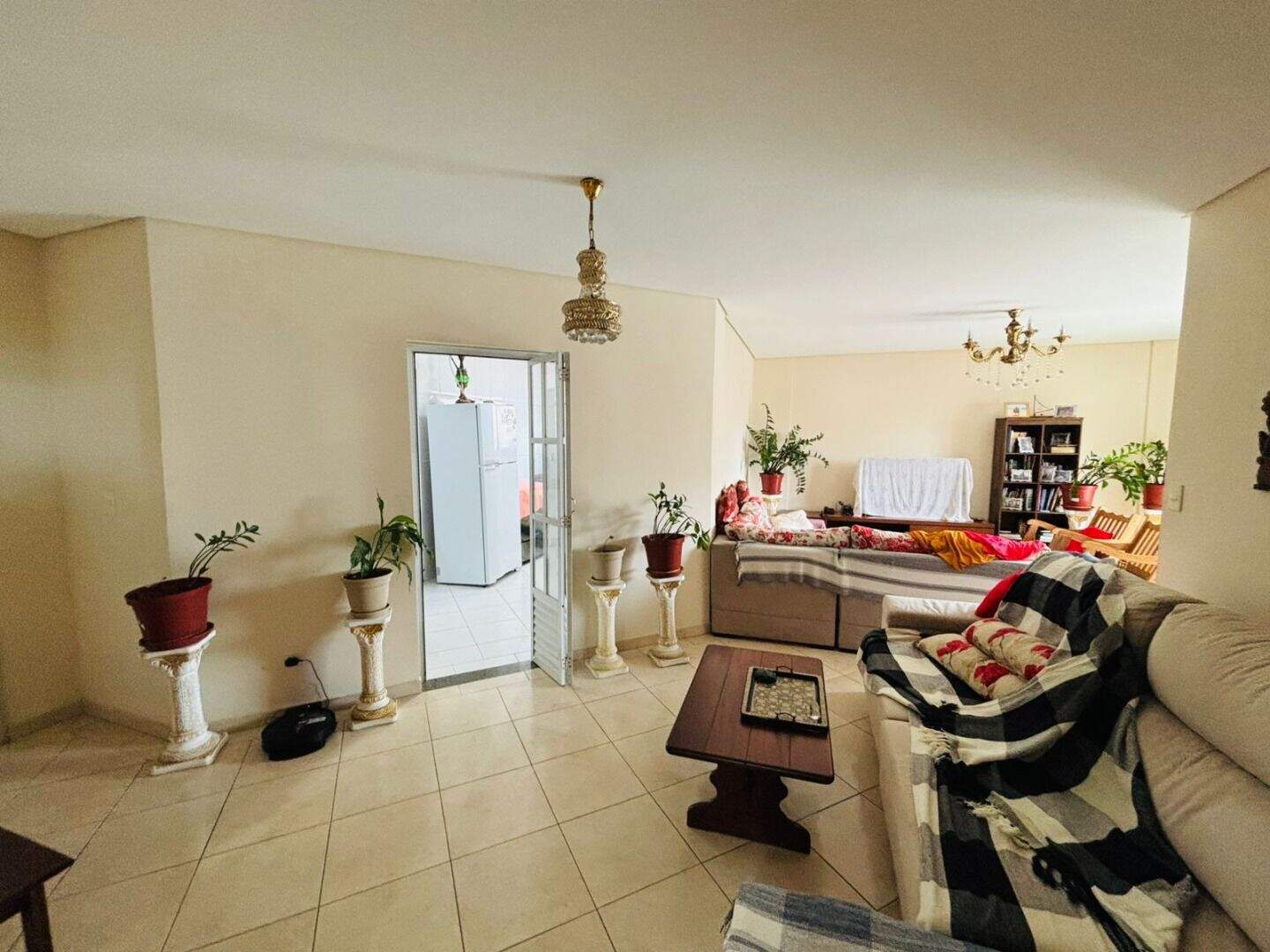 Apartamento à venda no Tupi: 