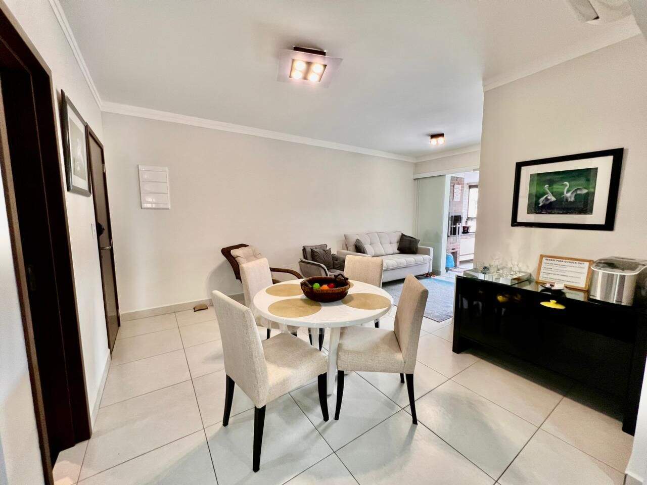 Apartamento à venda no Canto do Forte: 