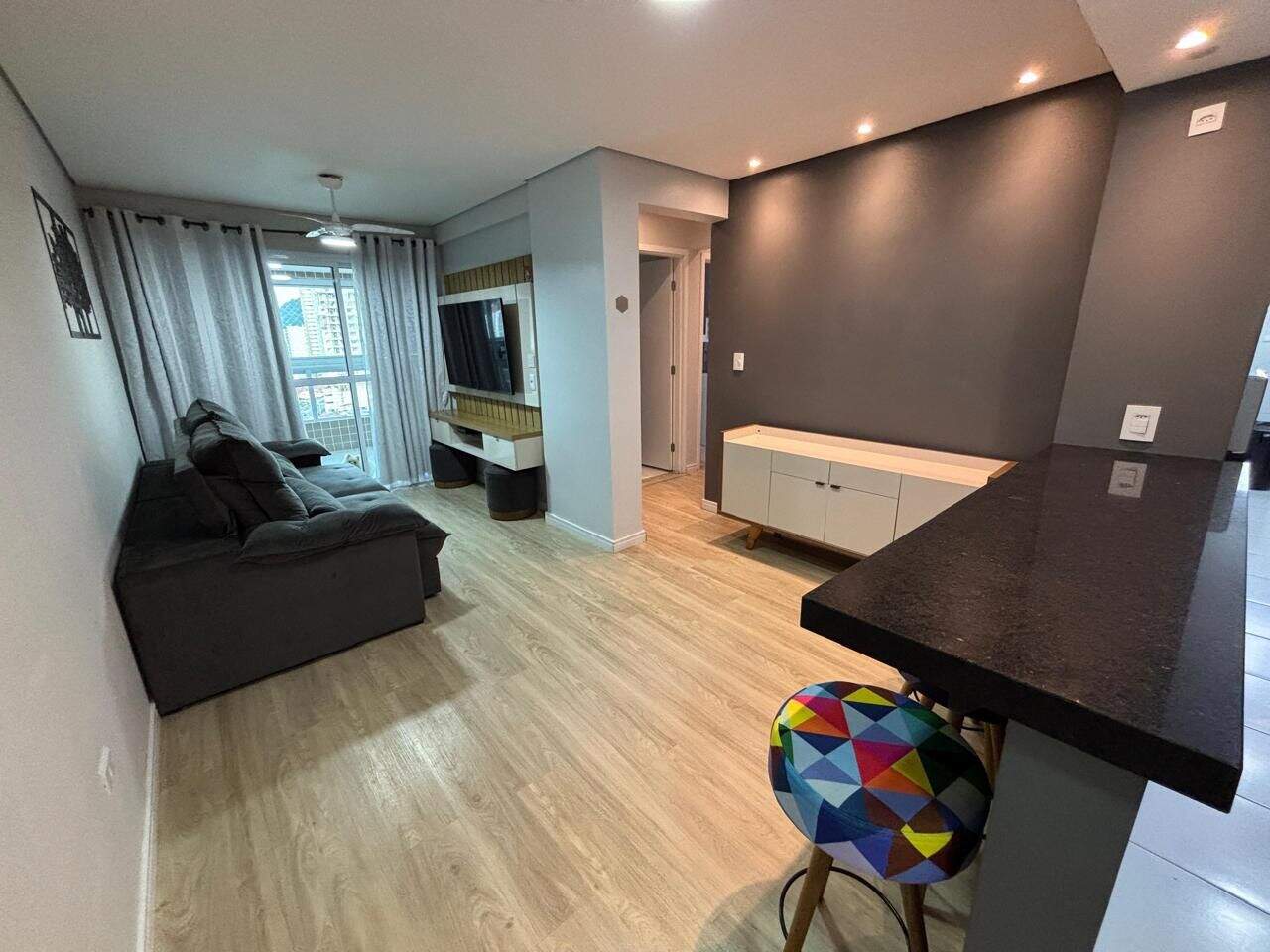 Apartamento à venda no Canto do Forte: 