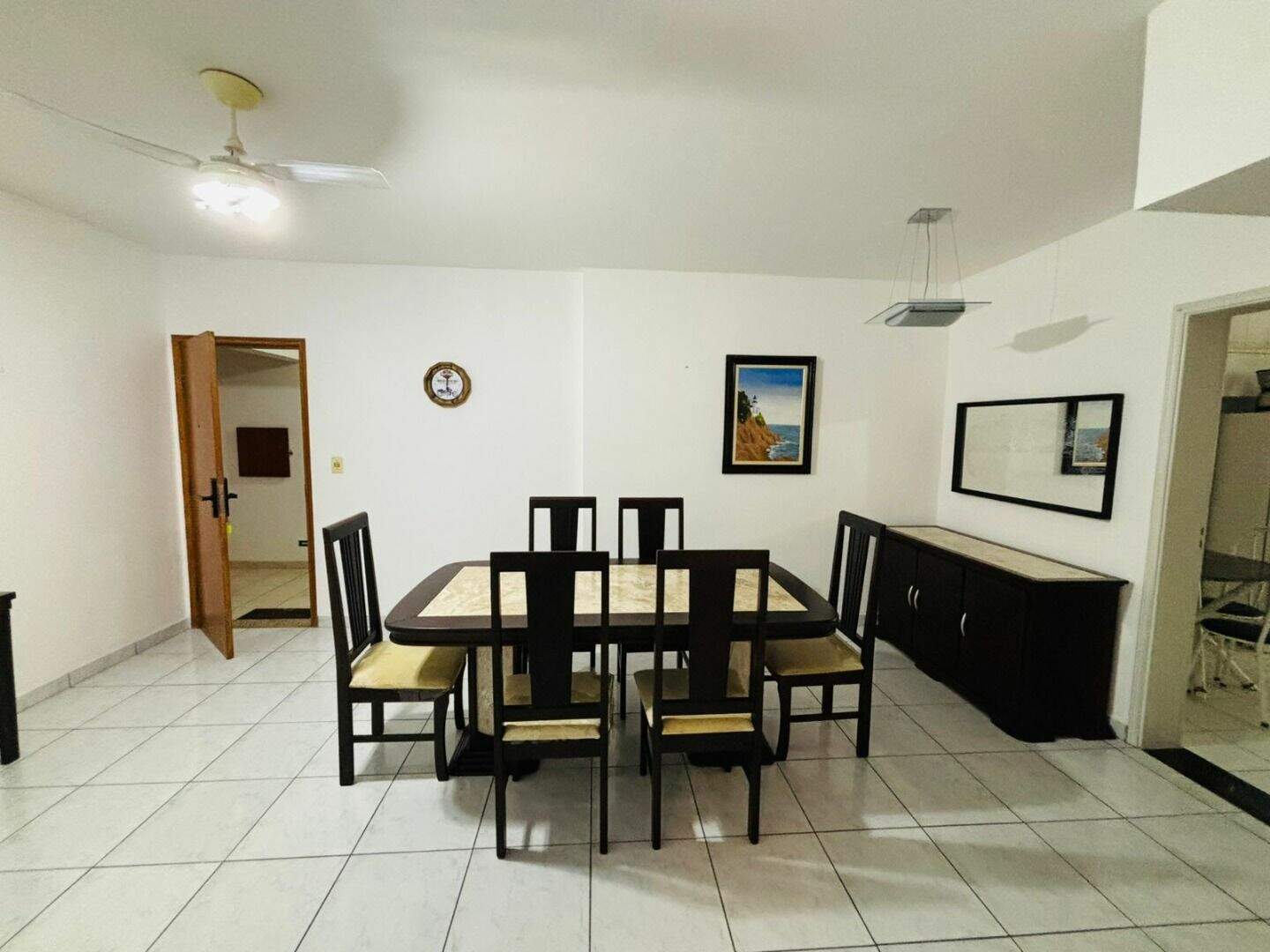 Apartamento à venda no Canto do Forte: 