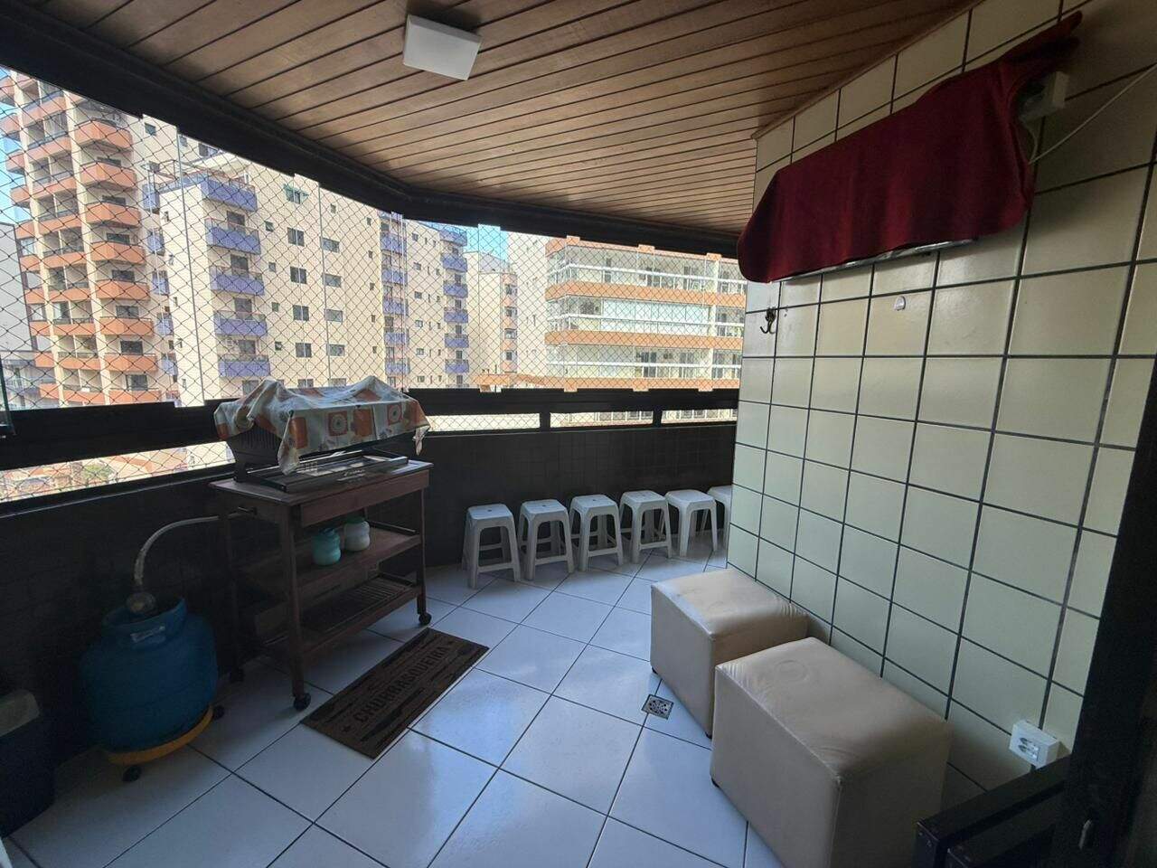 Apartamento à venda no Tupi: 
