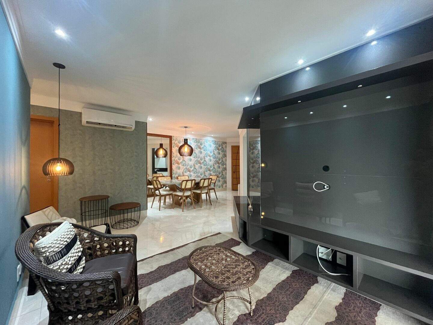 Apartamento à venda no Canto do Forte: 