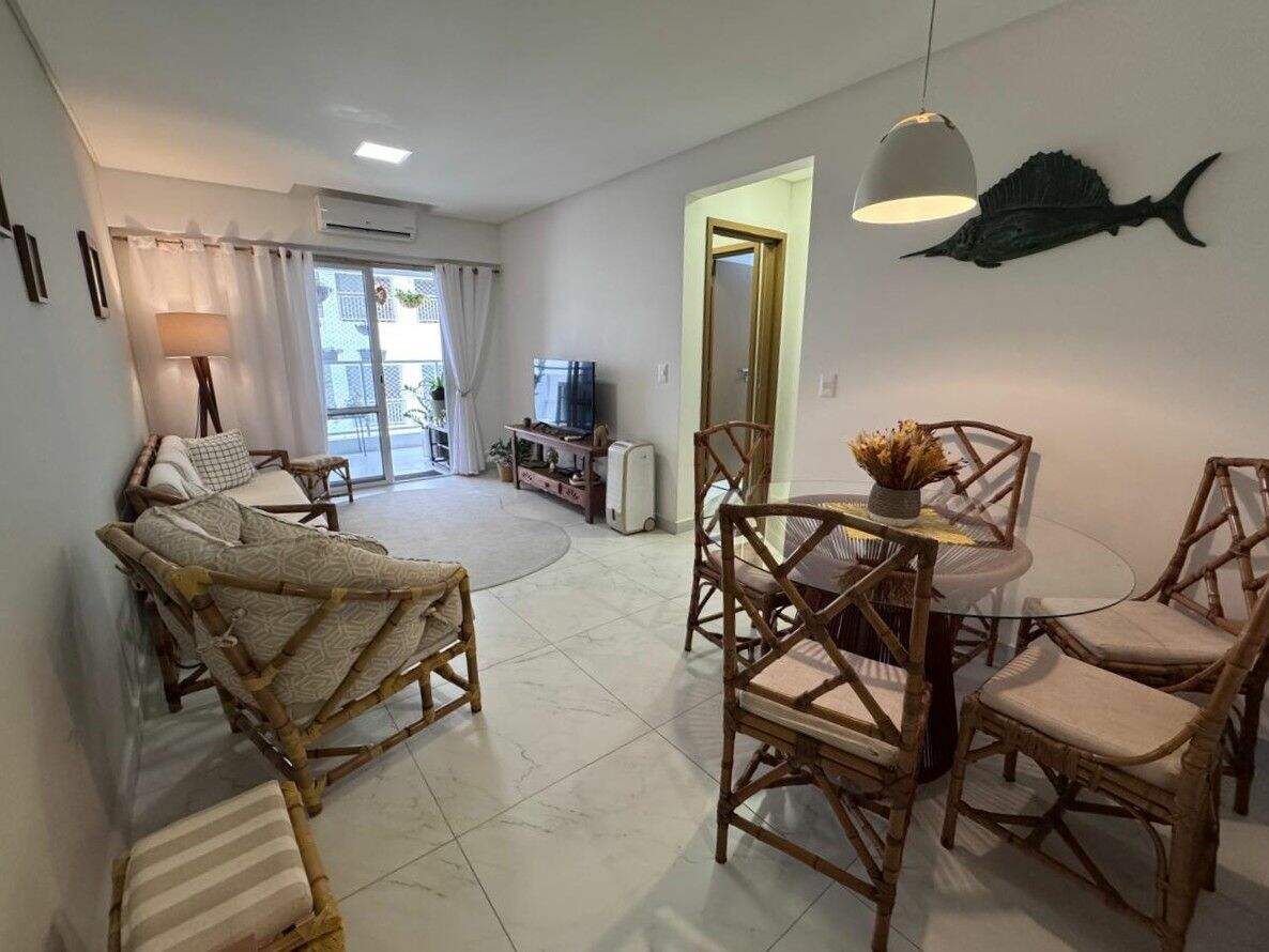 Apartamento à venda no Canto do Forte: 