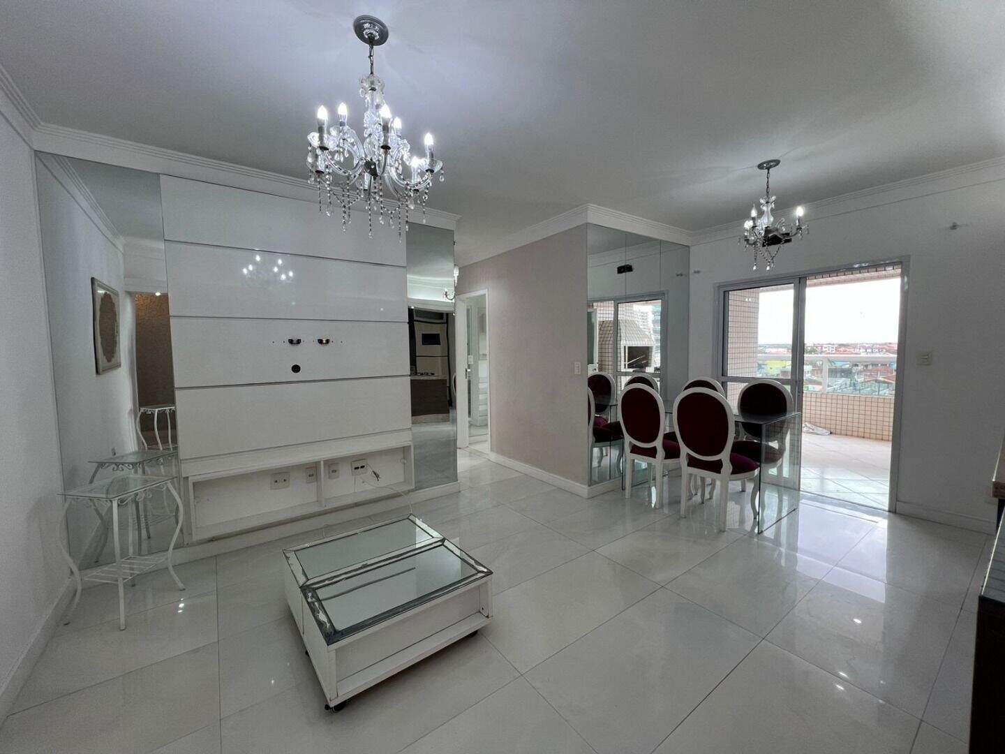 Apartamento à venda no Ocian: 