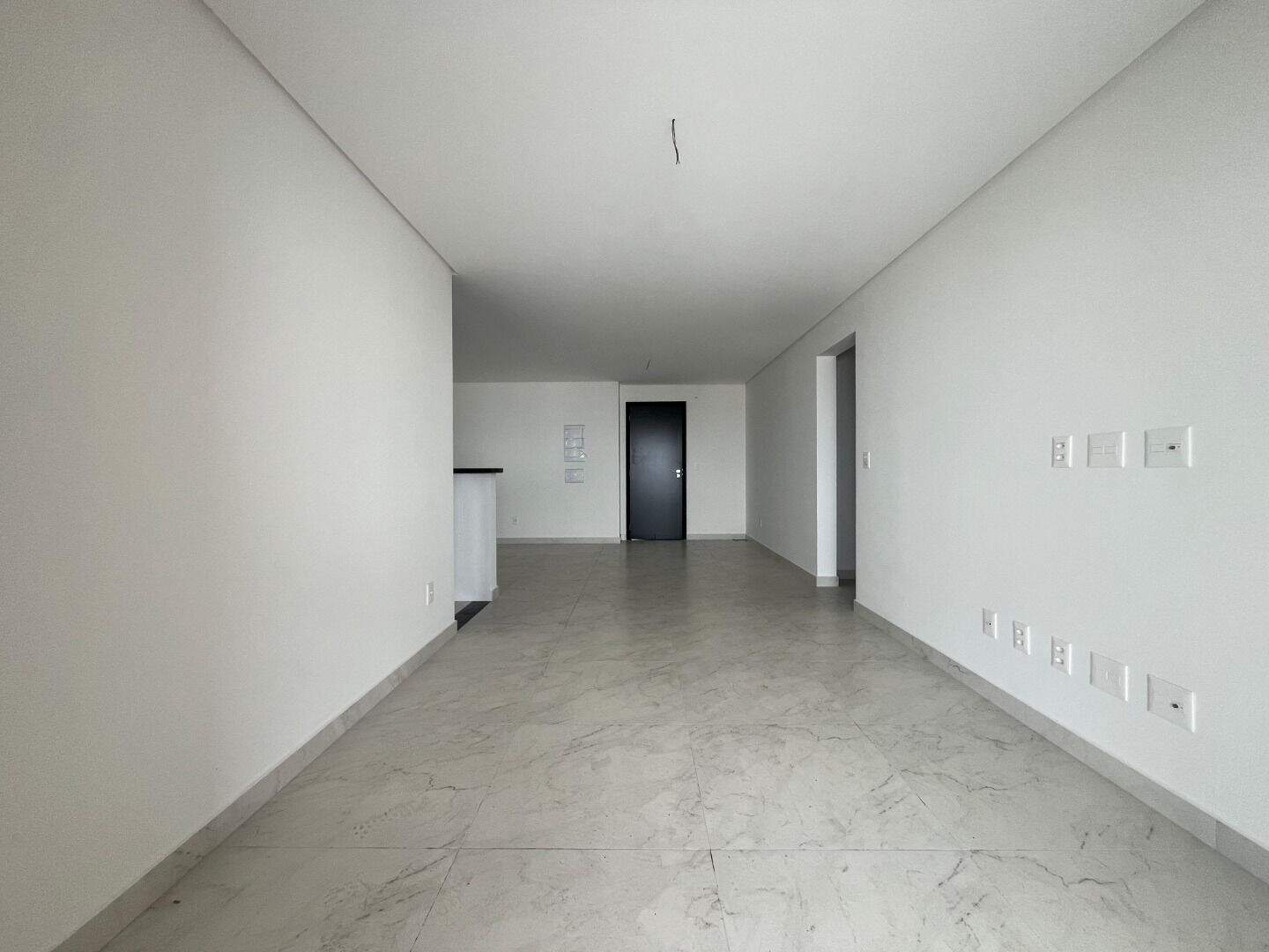 Apartamento à venda no Aviação: 