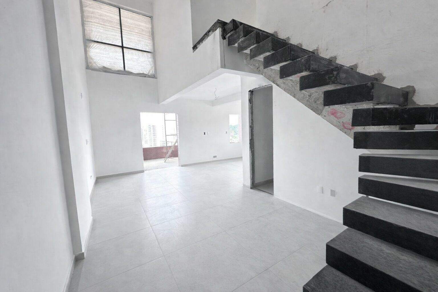 Apartamento Duplex à venda no Canto do Forte: 