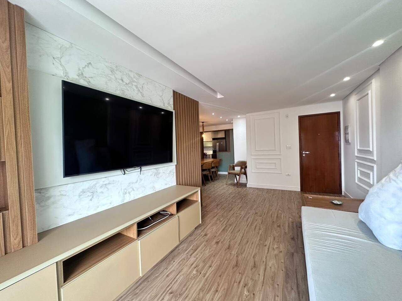 Apartamento à venda no Tupi: 