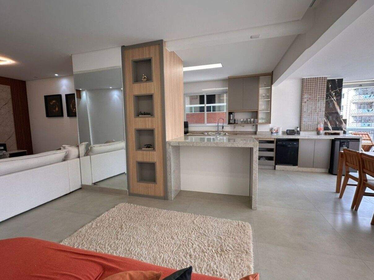 Apartamento à venda no Canto do Forte: 