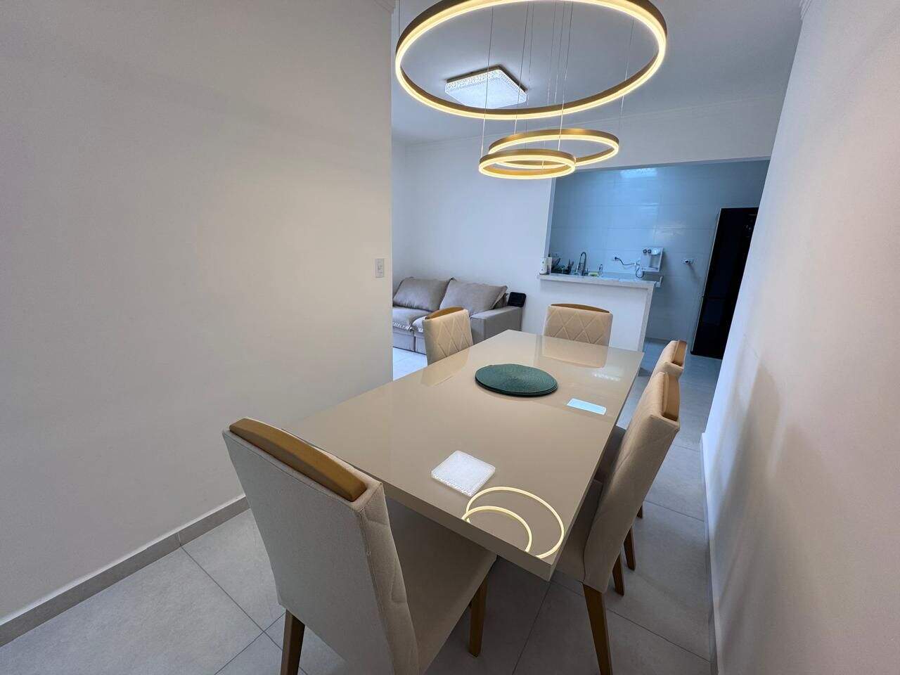 Apartamento à venda no Canto do Forte: 