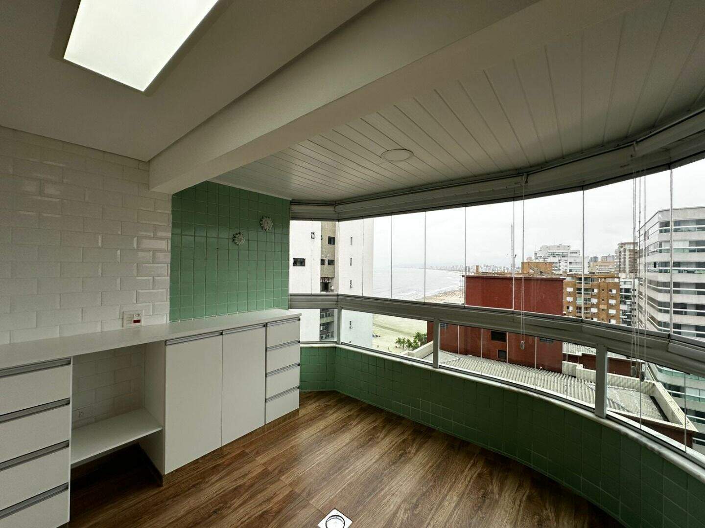 Apartamento à venda no Canto do Forte: 