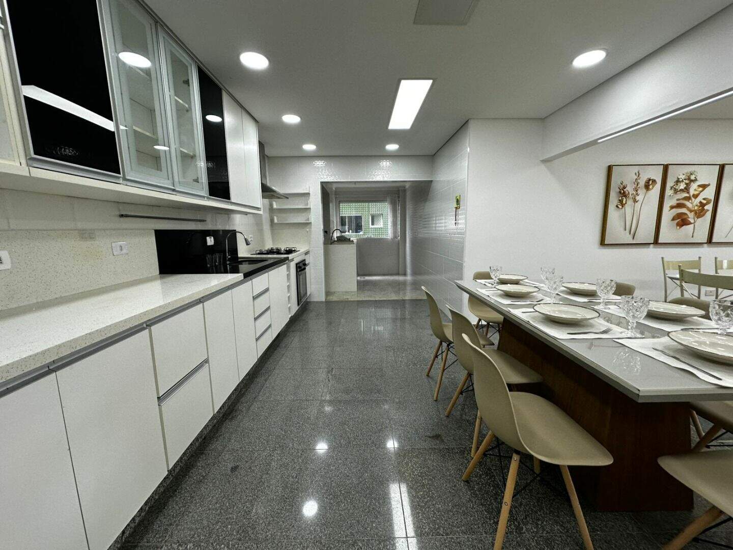 Apartamento à venda no Canto do Forte: 