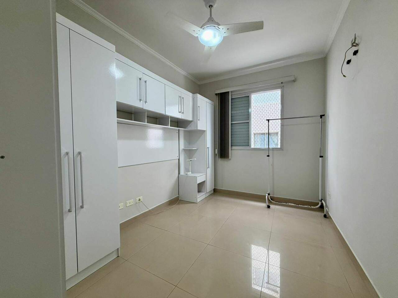 Apartamento à venda no Canto do Forte: 