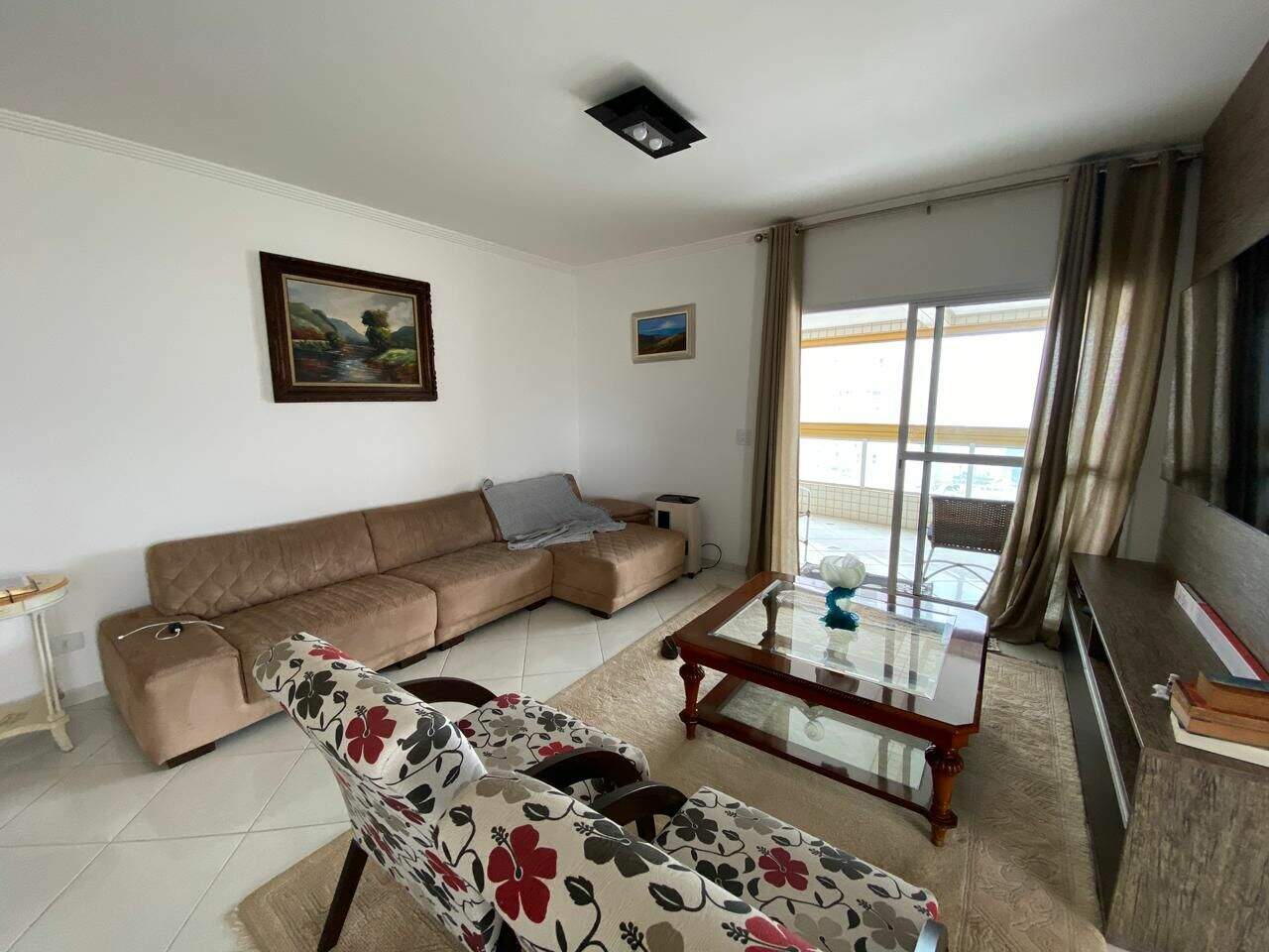Apartamento à venda no Tupi: 