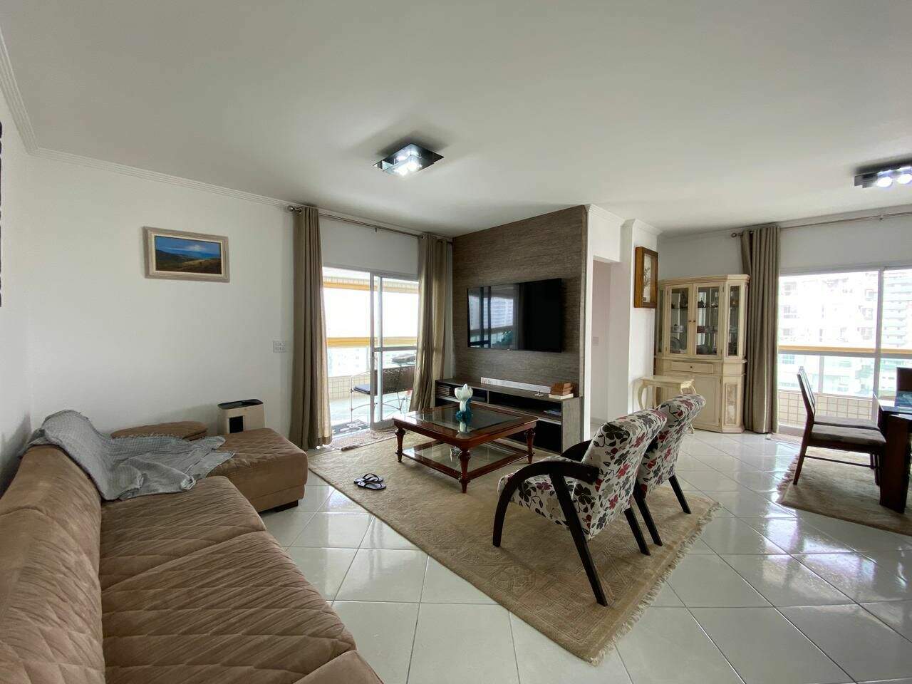 Apartamento à venda no Tupi: 