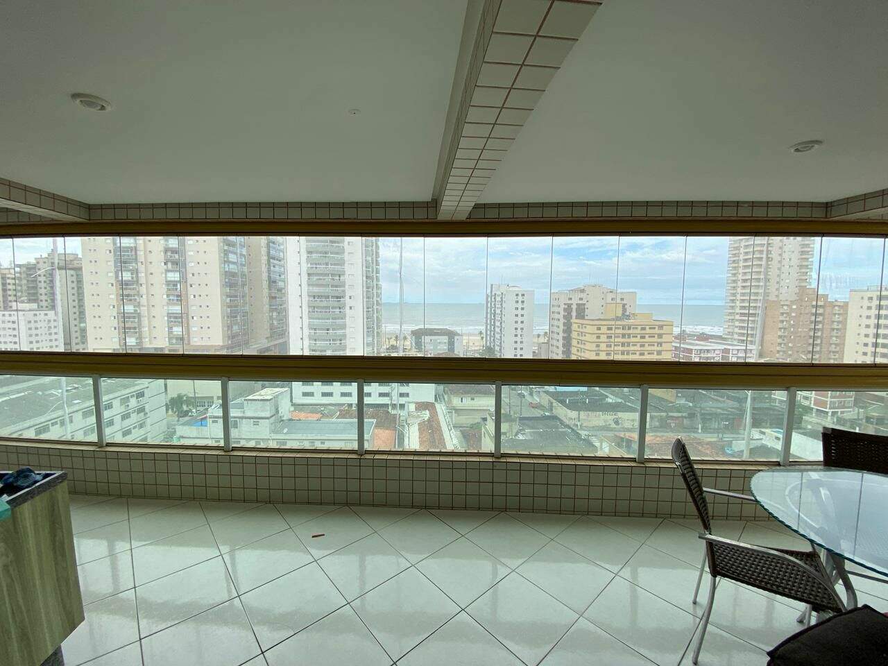 Apartamento à venda no Tupi: 