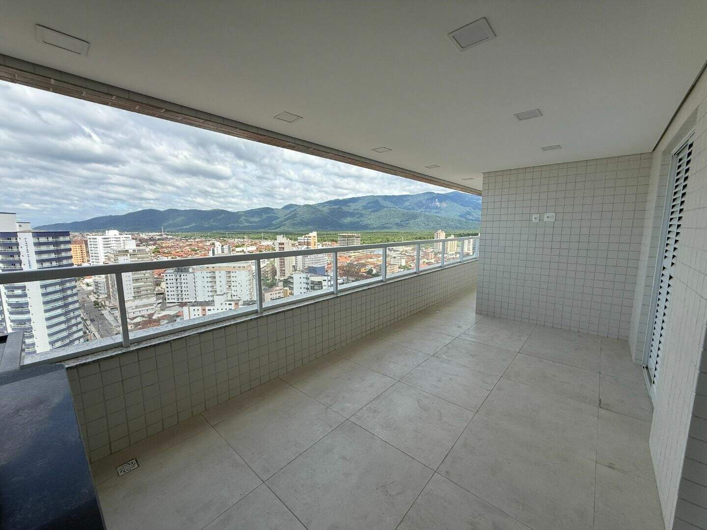 Apartamento à venda no Caiçara: 