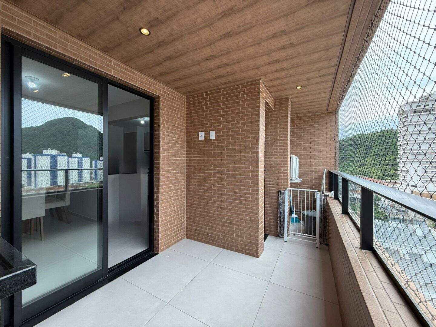 Apartamento à venda no Canto do Forte: 