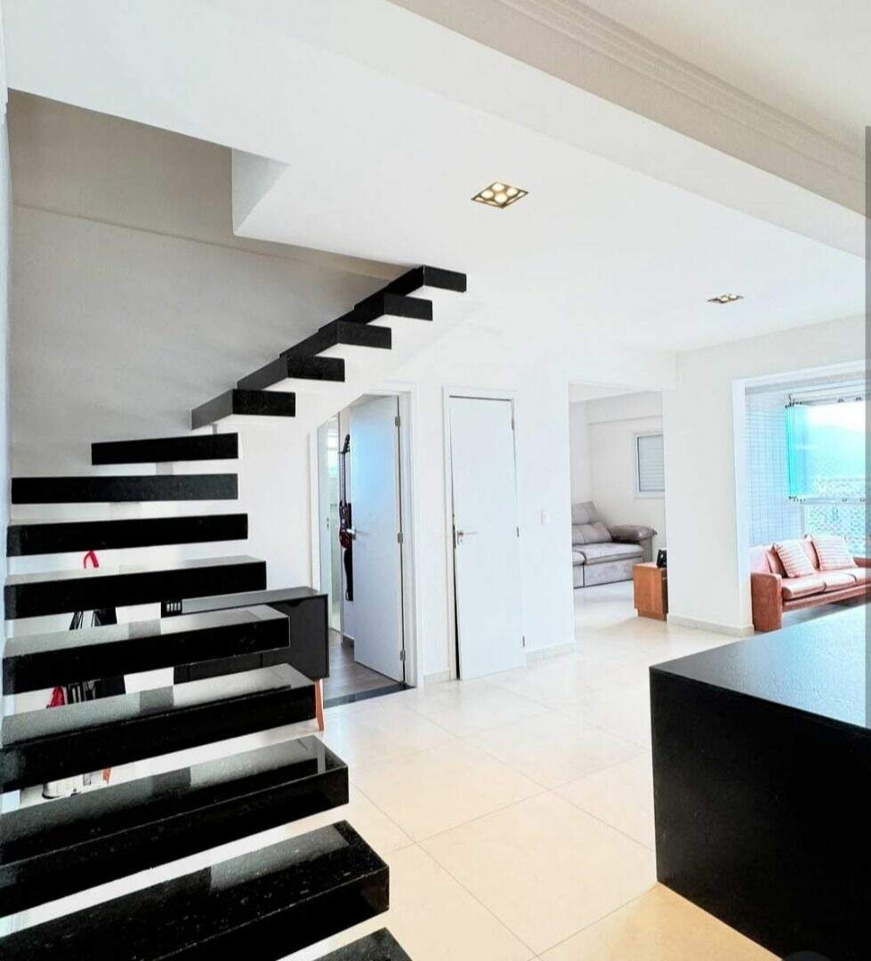 Apartamento Duplex à venda no Guilhermina: 