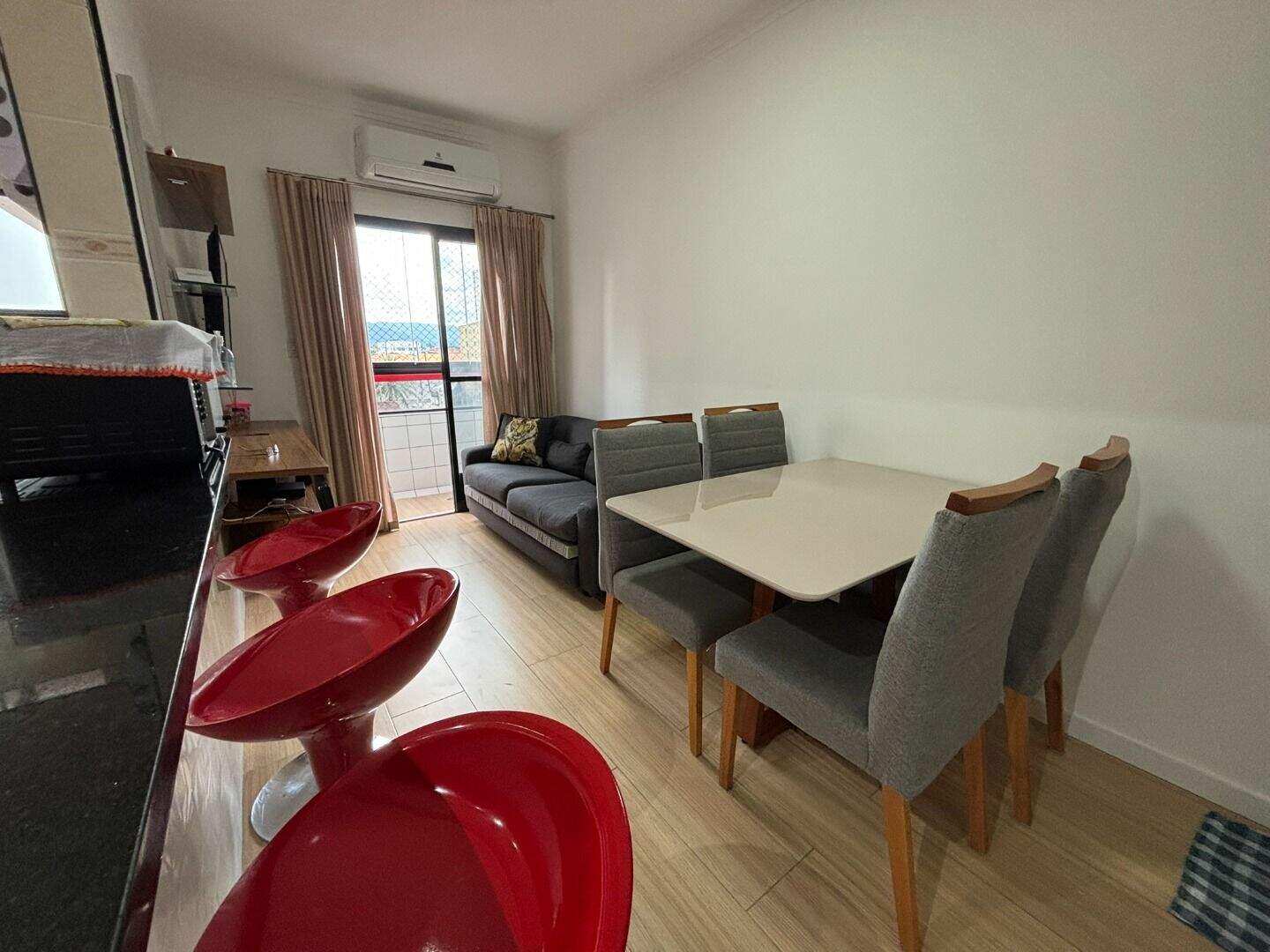 Apartamento à venda no Tupi: 