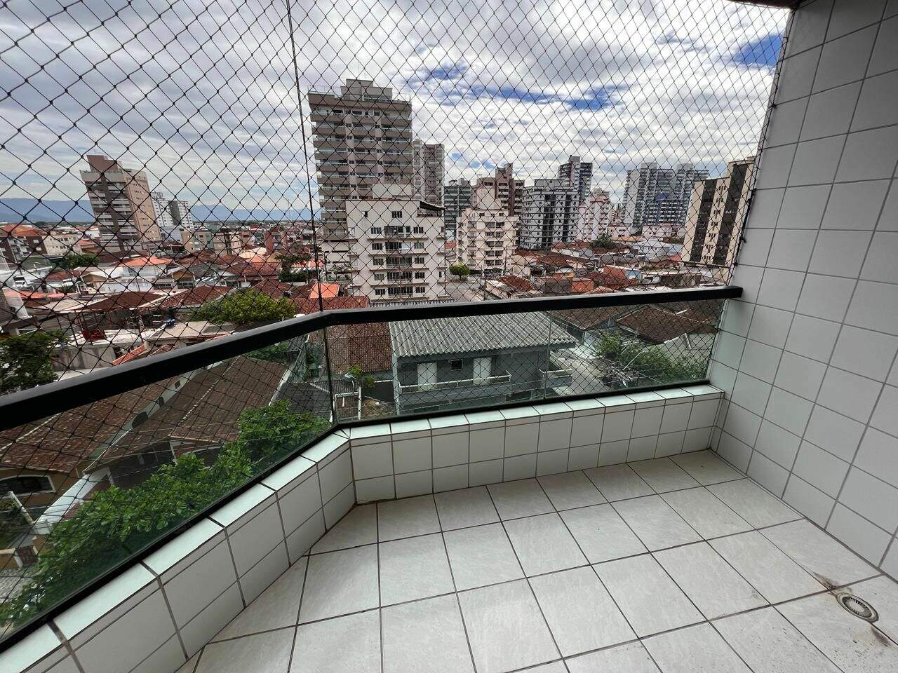 Apartamento à venda no Ocian: 