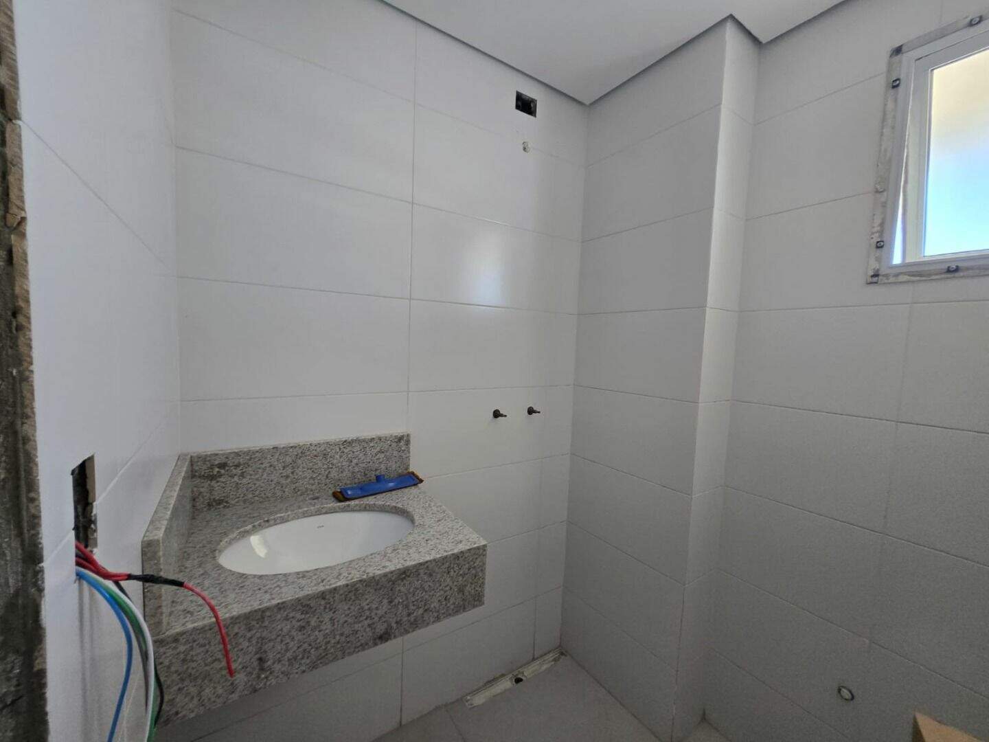 Apartamento à venda no Canto do Forte: 